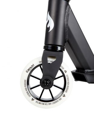 Trottinette Freestyle Chilli Base Blanc & Noir