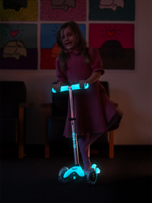 Trottinette enfant Mini Micro Deluxe Glitter Rose LED