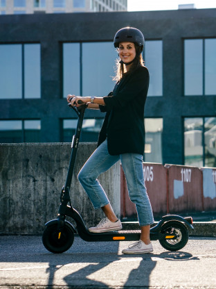 Trottinette électrique Micro X10 - Presque Parfait