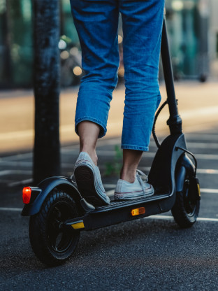 Trottinette électrique Micro X10 - Presque Parfait
