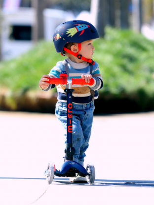 Trottinette Mini Micro Deluxe pliable Bleu Océan pliable