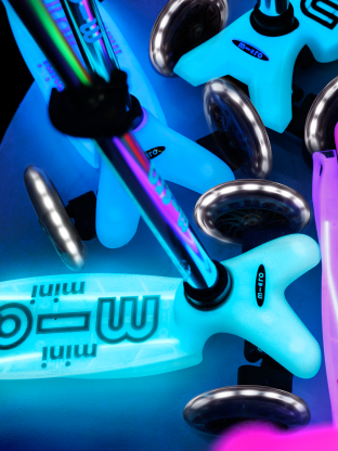 Trottinette enfant Mini Micro Deluxe Glitter Rose LED