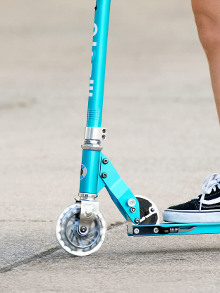 pièces détachées trottinettes enfants 3 roues roues 121 mm lumineuses.