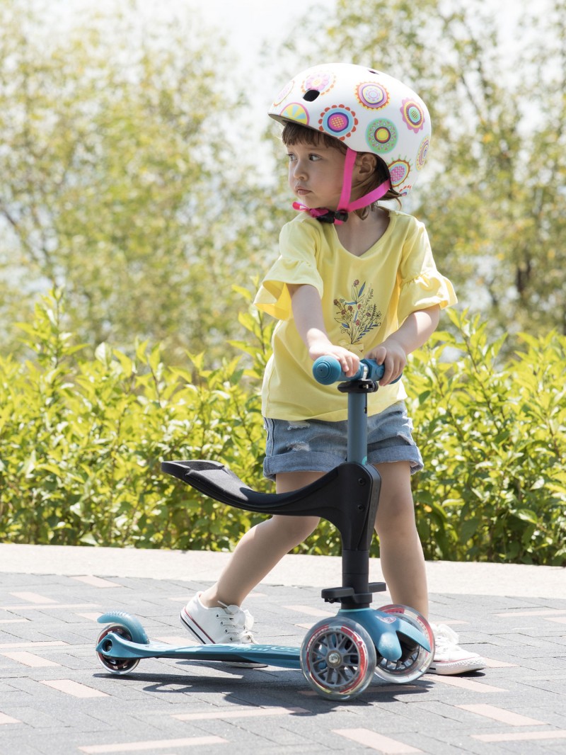 Scooter à 3 Roues, Sièges Confortables, Roues Lumineuses, Scooters  Antidérapants Et Amovibles Pour Les Enfants 