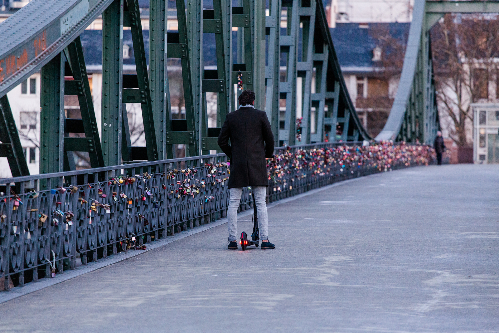 Image trottinette en ville - Article Règlementation