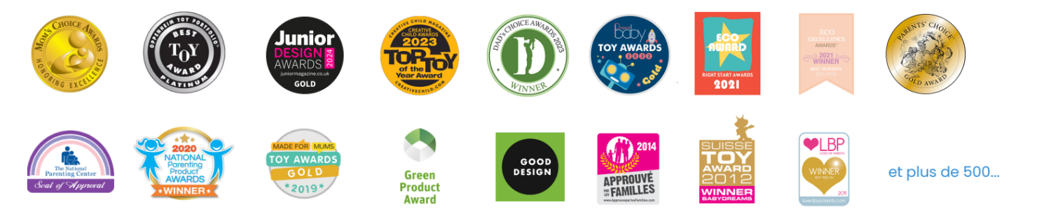 Logos des récompenses design remportées par Micro : Mom's Choice Awards, Best Toy Award, Junior Design Awards, Top of the Toy Year Award, Dad's Choice Award, Toy Awards Gold, Eco Award, Parents' Choice Gold Award, Made for Mums Toy Awards Gold, Green Product Award, Good Design, et plus de 500 récompenses
